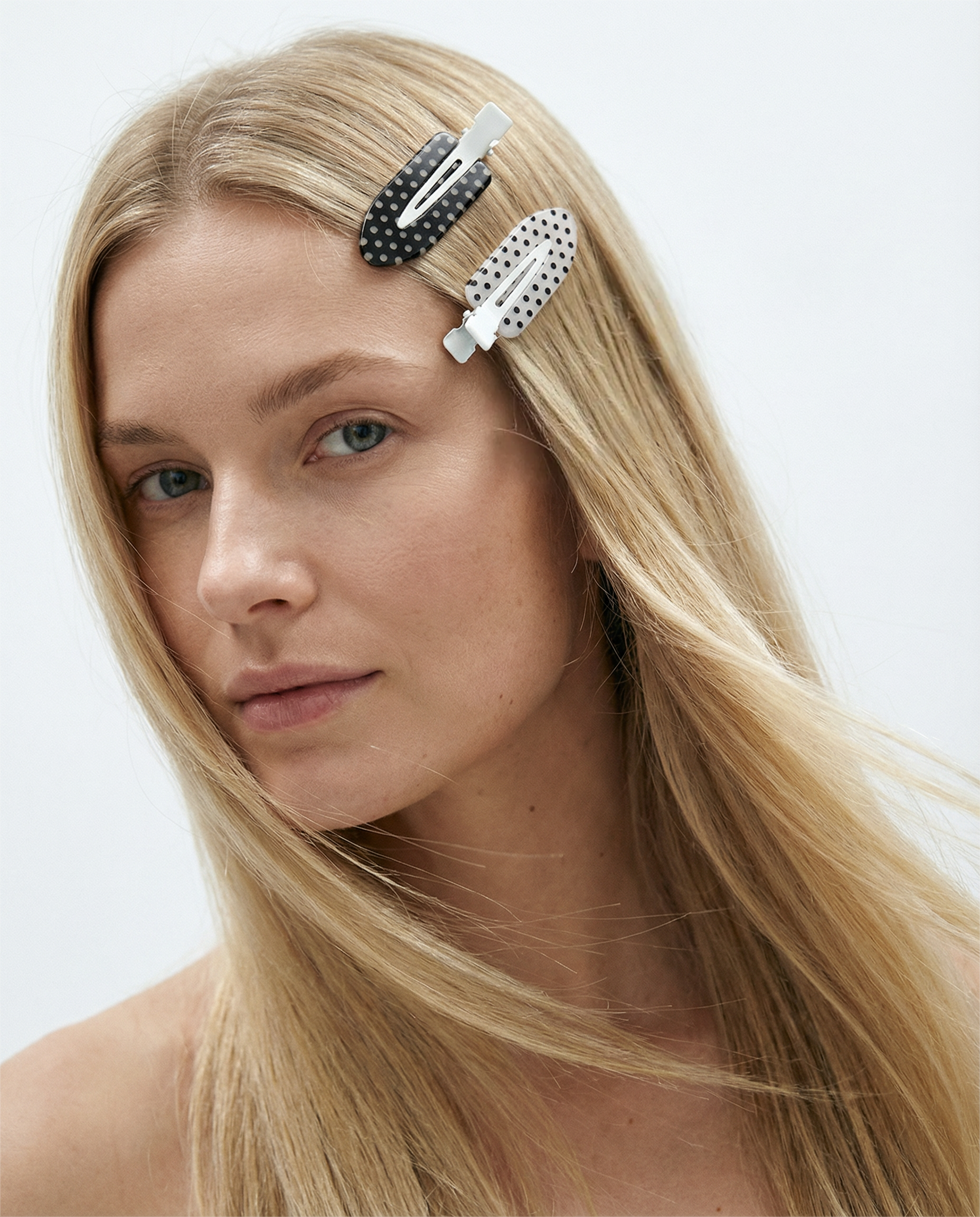 freepik__promptstudio-portrait-inspired-by-luxury-scandinav__99781.png